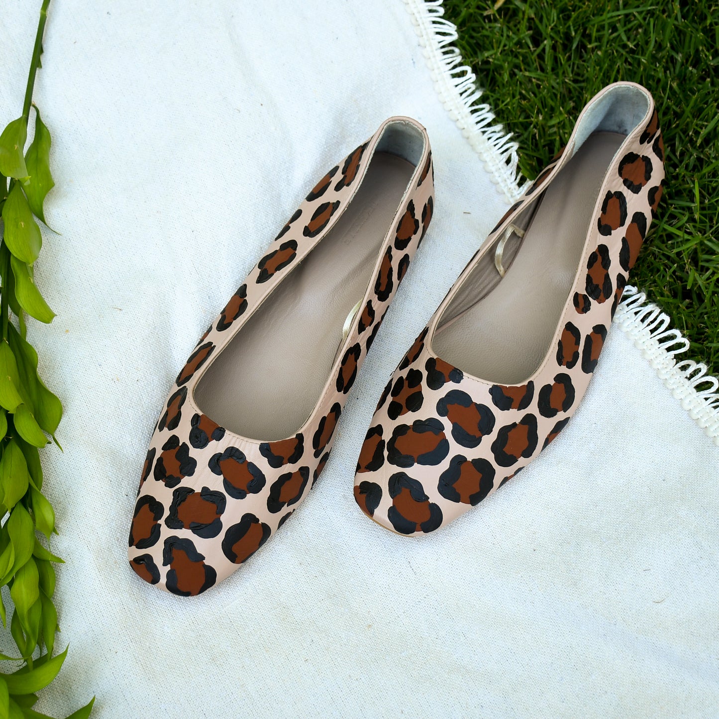 Hand Painted Beige Ballerinas